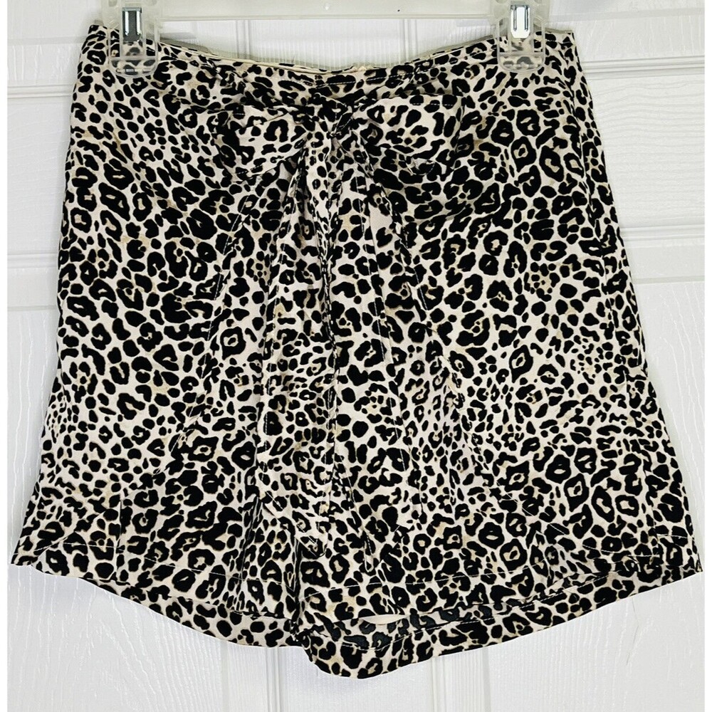 Mi Ami Women's Leopard Relaxed Fit Shorts Tie Front Belted Zip Back Size Small